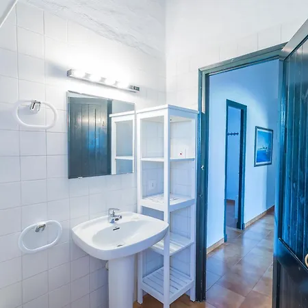 Casa 1 S En Complejo Holiday home Binisafua