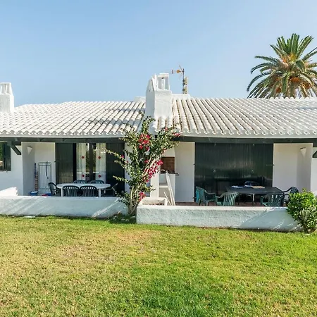 Casa 1 S En Complejo Сasa de vacaciones Binisafua